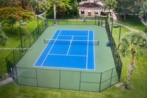 Condo in Tamarac, Florida, 2 bedrooms  № 1852365 - photo 27