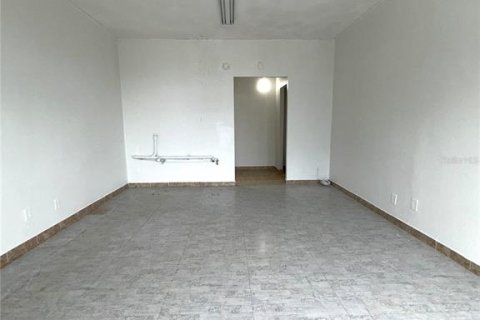 Immobilier commercial à louer à Orlando, Floride: 28.99 m2 № 2294875 - photo 4