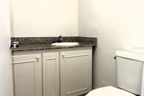 Immobilier commercial à louer à Orlando, Floride: 28.99 m2 № 2294875 - photo 3