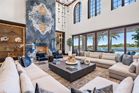 House in Jupiter, Florida 6 bedrooms, 1784.28 sq.m. № 2019026 - photo 21