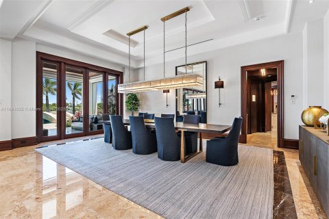 House in Jupiter, Florida 6 bedrooms, 1784.28 sq.m. № 2019026 - photo 28