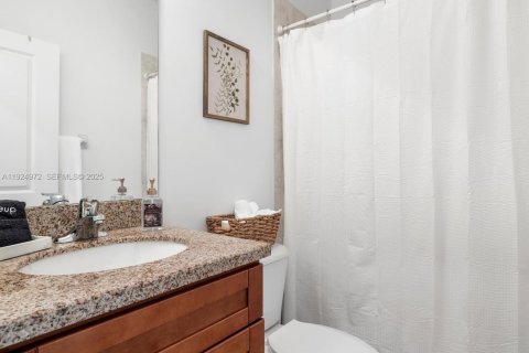 Adosado en alquiler en Homestead, Florida, 3 dormitorios, 135.92 m2 № 1983848 - foto 9