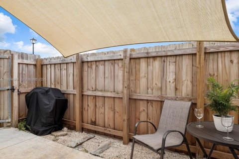 Adosado en alquiler en Homestead, Florida, 3 dormitorios, 135.92 m2 № 1983848 - foto 17