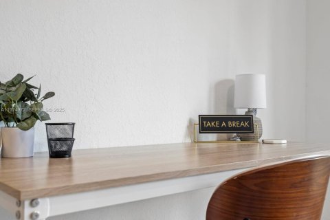 Adosado en alquiler en Homestead, Florida, 3 dormitorios, 135.92 m2 № 1983848 - foto 20