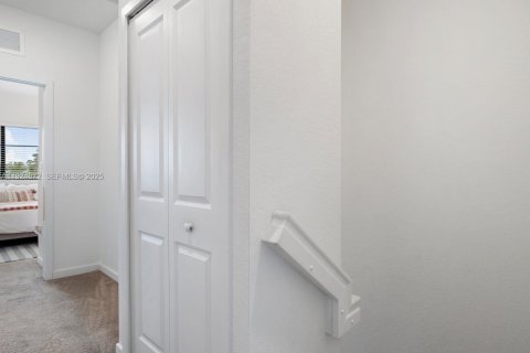 Adosado en alquiler en Homestead, Florida, 3 dormitorios, 135.92 m2 № 1983848 - foto 14