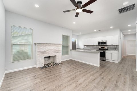 Propiedad comercial en venta en Lakeland, Florida, 4 dormitorios, 141.03 m2 № 1899622 - foto 6