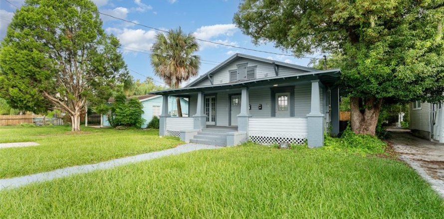 Propiedad comercial en Lakeland, Florida 4 dormitorios, 141.03 m2 № 1899622
