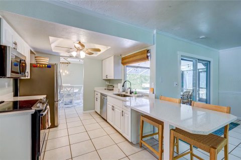 Casa en alquiler en Sarasota, Florida, 3 dormitorios, 151.8 m2 № 1797180 - foto 4