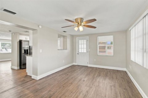 Villa ou maison à vendre à New Port Richey, Floride: 2 chambres, 104.79 m2 № 2420218 - photo 22