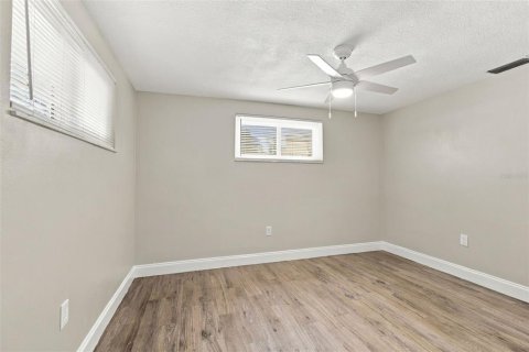 Villa ou maison à vendre à New Port Richey, Floride: 2 chambres, 104.79 m2 № 2420218 - photo 21