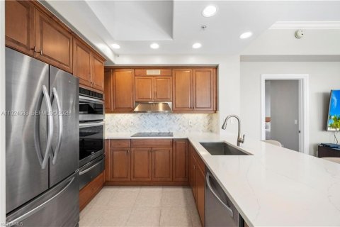 Condominio en venta en Naples, Florida, 1 dormitorio, 104.05 m2 № 1982941 - foto 19