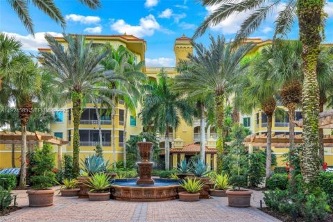 Condominio en venta en Naples, Florida, 1 dormitorio, 104.05 m2 № 1982941 - foto 1