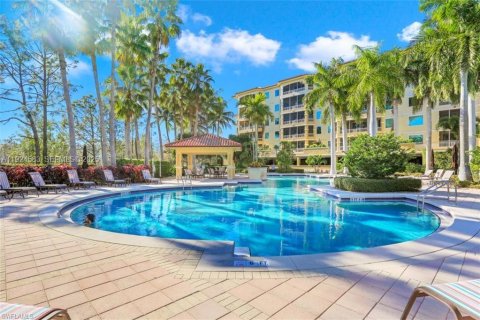Condominio en venta en Naples, Florida, 1 dormitorio, 104.05 m2 № 1982941 - foto 3