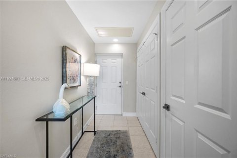 Condominio en venta en Naples, Florida, 1 dormitorio, 104.05 m2 № 1982941 - foto 9