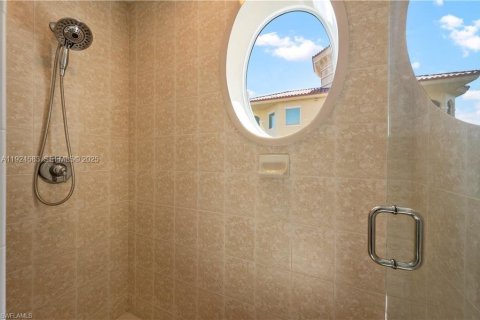 Condominio en venta en Naples, Florida, 1 dormitorio, 104.05 m2 № 1982941 - foto 10