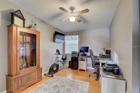House in Bradenton, Florida 4 bedrooms, 145.11 sq.m. № 1724019 - photo 23