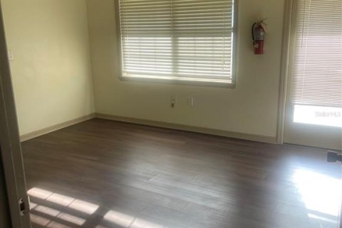 Commercial property in Ocala, Florida 229.28 sq.m. № 2208292 - photo 9
