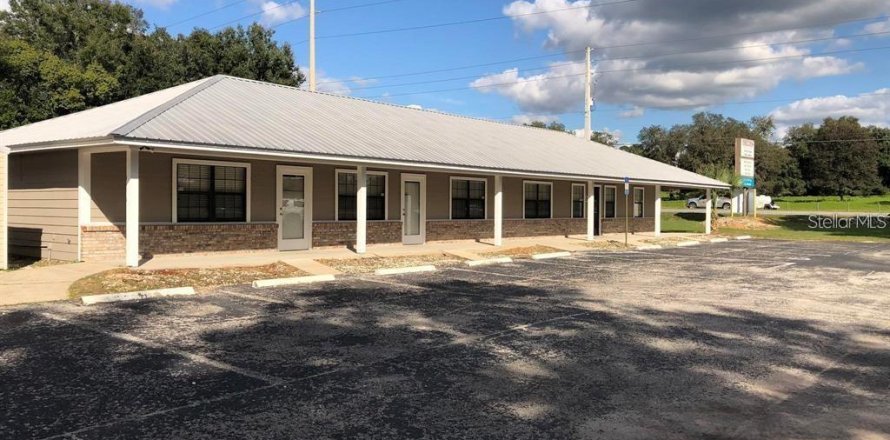 Commercial property in Ocala, Florida 229.28 sq.m. № 2208292
