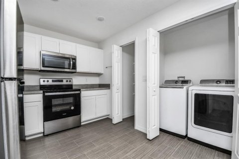 Casa en alquiler en Palm Bay, Florida, 3 dormitorios, 120.22 m2 № 1778329 - foto 5
