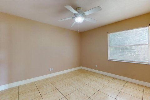 Casa en alquiler en Kissimmee, Florida, 4 dormitorios, 217.86 m2 № 1900432 - foto 12