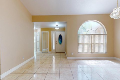 Casa en alquiler en Kissimmee, Florida, 4 dormitorios, 217.86 m2 № 1900432 - foto 9