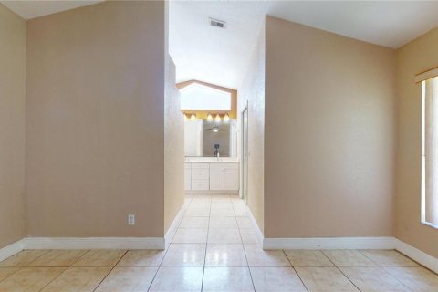 Casa en alquiler en Kissimmee, Florida, 4 dormitorios, 217.86 m2 № 1900432 - foto 21