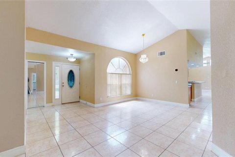 Casa en alquiler en Kissimmee, Florida, 4 dormitorios, 217.86 m2 № 1900432 - foto 8