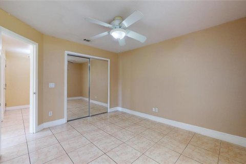 Casa en alquiler en Kissimmee, Florida, 4 dormitorios, 217.86 m2 № 1900432 - foto 13