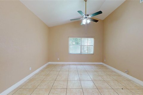Casa en alquiler en Kissimmee, Florida, 4 dormitorios, 217.86 m2 № 1900432 - foto 11