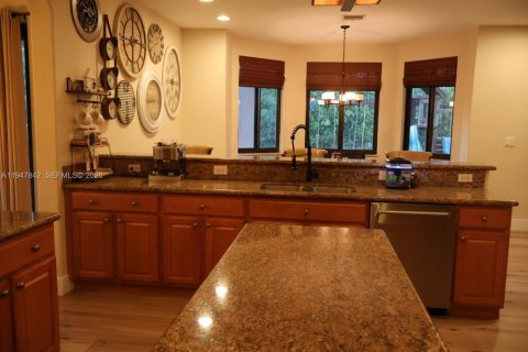 Villa ou maison à vendre à Cutler Bay, Floride: 5 chambres, 366.5 m2 № 2005047 - photo 6