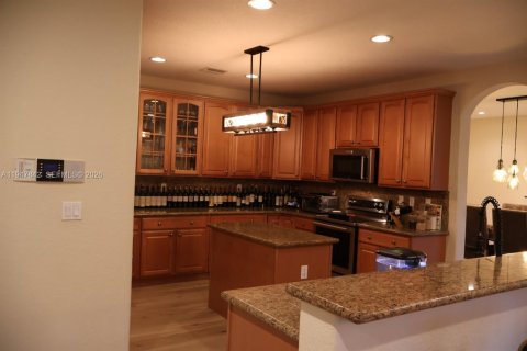 Villa ou maison à vendre à Cutler Bay, Floride: 5 chambres, 366.5 m2 № 2005047 - photo 5