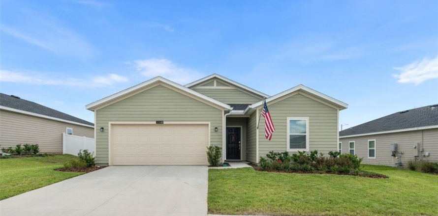 Villa ou maison à Alachua, Floride 4 chambres, 180.88 m2 № 2150375