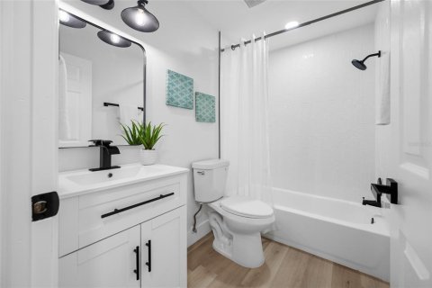 Casa en venta en Clearwater, Florida, 2 dormitorios, 123.19 m2 № 2386031 - foto 27