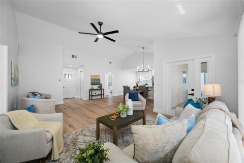 Casa en venta en Clearwater, Florida, 2 dormitorios, 123.19 m2 № 2386031 - foto 14