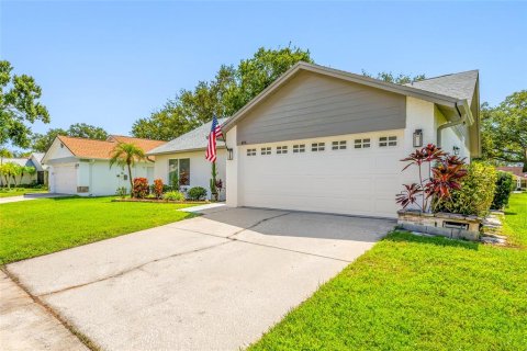Casa en venta en Clearwater, Florida, 2 dormitorios, 123.19 m2 № 2386031 - foto 3