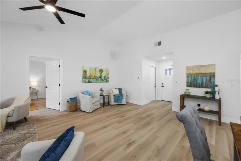 Casa en venta en Clearwater, Florida, 2 dormitorios, 123.19 m2 № 2386031 - foto 6
