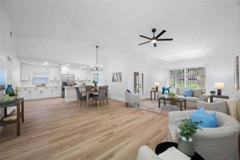 Casa en venta en Clearwater, Florida, 2 dormitorios, 123.19 m2 № 2386031 - foto 11