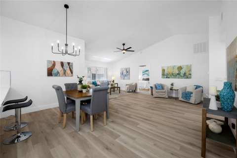 Casa en venta en Clearwater, Florida, 2 dormitorios, 123.19 m2 № 2386031 - foto 16
