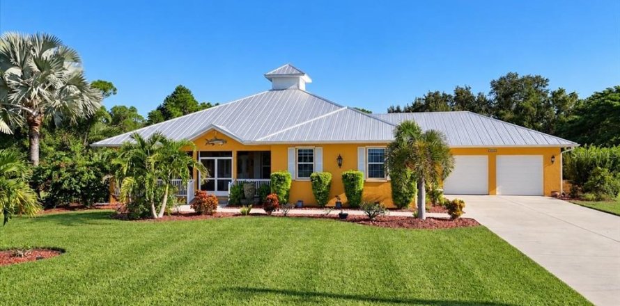 Villa ou maison à Punta Gorda, Floride 4 chambres, 264.59 m2 № 2416985