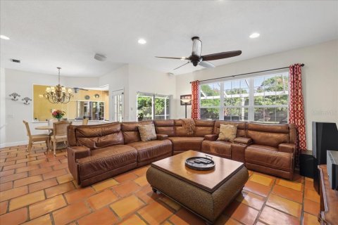Villa ou maison à vendre à Punta Gorda, Floride: 4 chambres, 264.59 m2 № 2416985 - photo 16