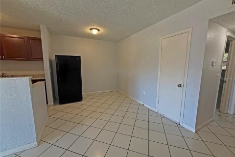 Condominio en alquiler en Clearwater, Florida, 2 dormitorios, 74.32 m2 № 2232368 - foto 2