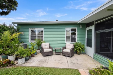 House in Lakeland, Florida 2 bedrooms, 121.33 sq.m. № 2427609 - photo 19