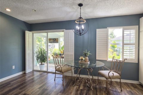 House in Lakeland, Florida 2 bedrooms, 121.33 sq.m. № 2427609 - photo 7
