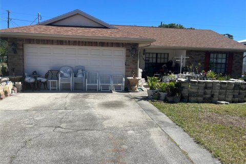 Villa ou maison à Saint Petersburg, Floride 3 chambres, 106.47 m2 № 2437387