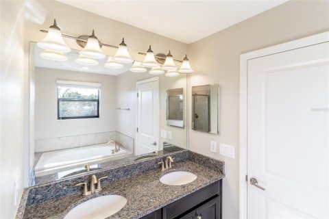 Casa en venta en Wesley Chapel, Florida, 3 dormitorios, 175.96 m2 № 1826468 - foto 21