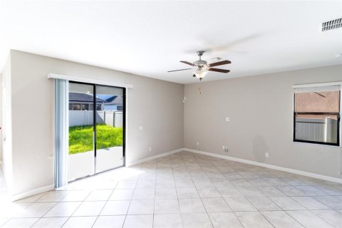 Casa en venta en Wesley Chapel, Florida, 3 dormitorios, 175.96 m2 № 1826468 - foto 7