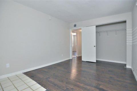 Appartement à louer à Saint Petersburg, Floride: 2 chambres, 55.74 m2 № 2410689 - photo 11