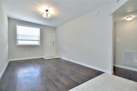 Appartement à louer à Saint Petersburg, Floride: 2 chambres, 55.74 m2 № 2410689 - photo 3
