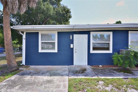 Appartement à Saint Petersburg, Floride 2 chambres, 55.74 m2 № 2410689