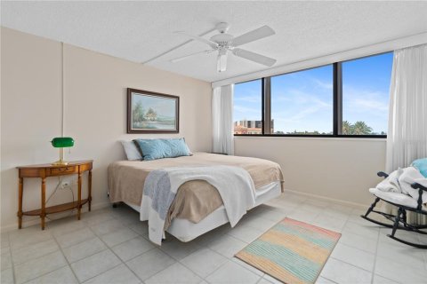 Condominio en alquiler en Treasure Island, Florida, 3 dormitorios, 165.37 m2 № 1554225 - foto 25